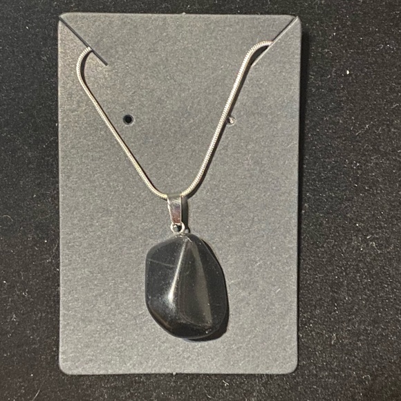 Rock necklaces - Picture 4 of 5